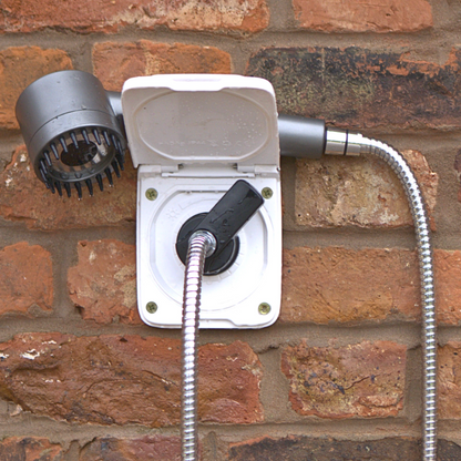 PetJet Outdoor-Wanddusche für Zuhause